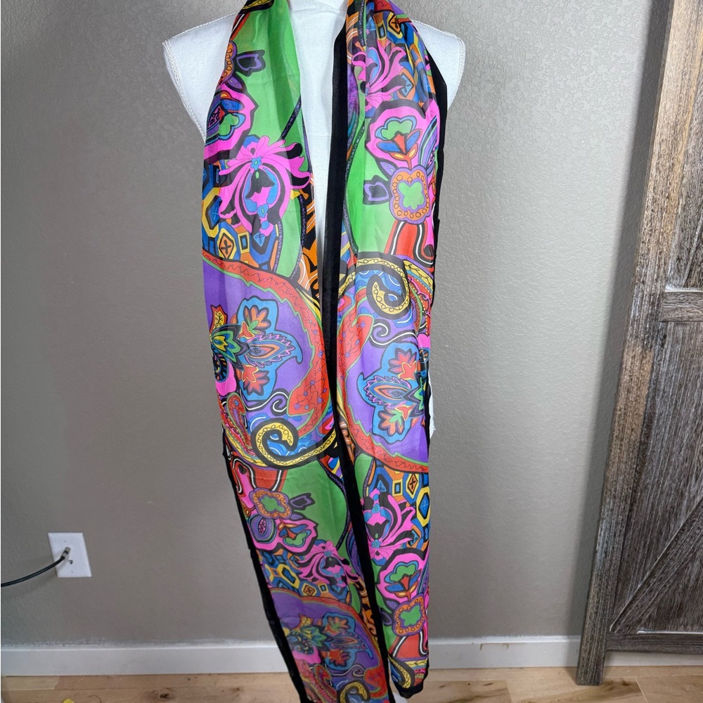 Vibrant Multicolor Patterned Scarf‎ - image 1